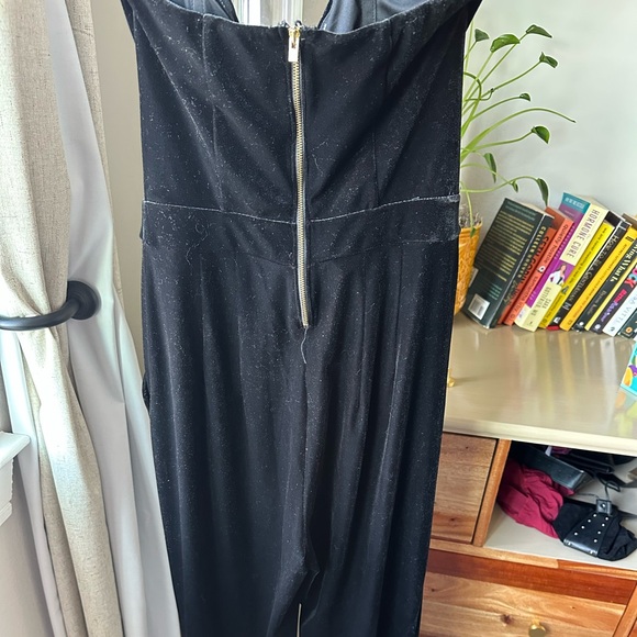 Express Black Strapless Sweetheart Velvet Pantsuit - Picture 5 of 8